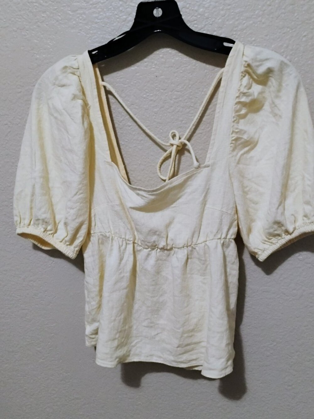 H&M yellow blouse